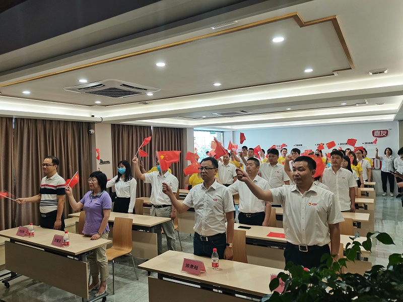 ʯ�����ܹ��������͵羺VKGAMEһͬԢĿ��ݸ�е�����ϳ���������ʽ��ͬ����û�й�������û�����й��� (3)